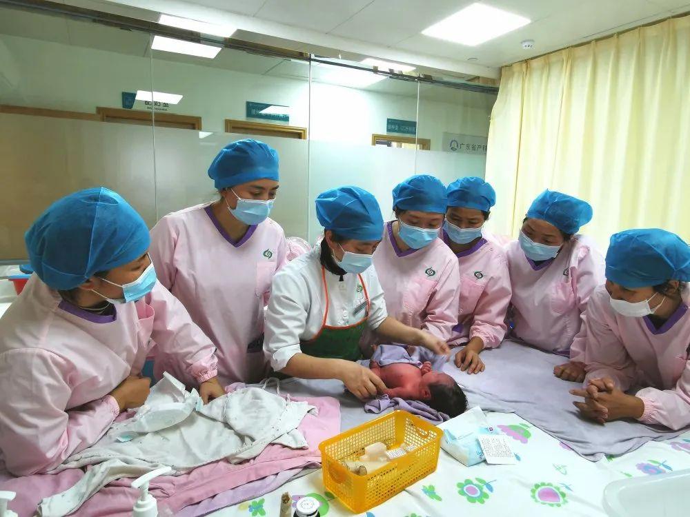 许昌妇婴监护型护送